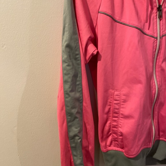 This is an adorable pink nike zip up - Picture 4 of 4